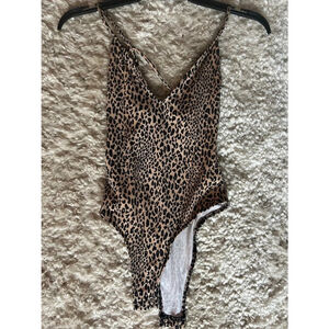 🏷️ 2 for 15 Forever 21 leopard print bodysuit small